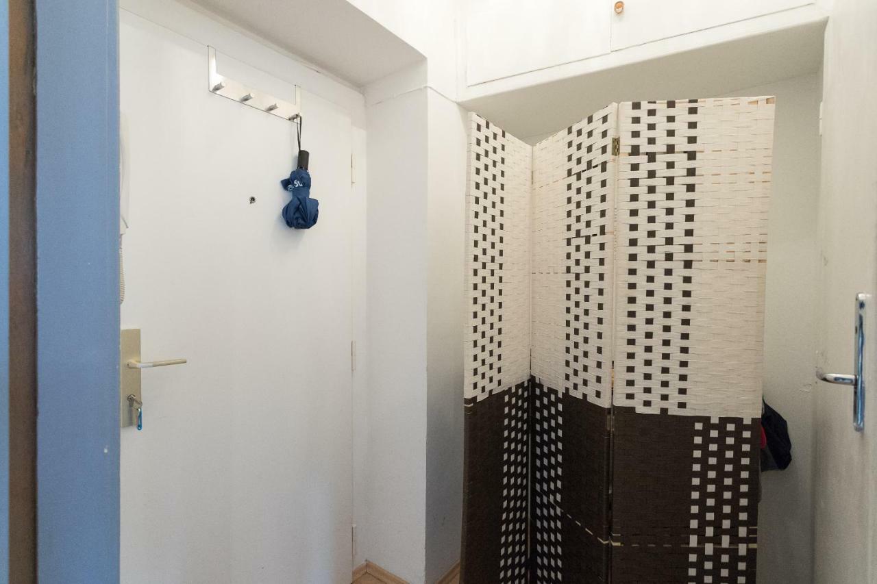 Cute Red Star Studio City Center Βιέννη Εξωτερικό φωτογραφία