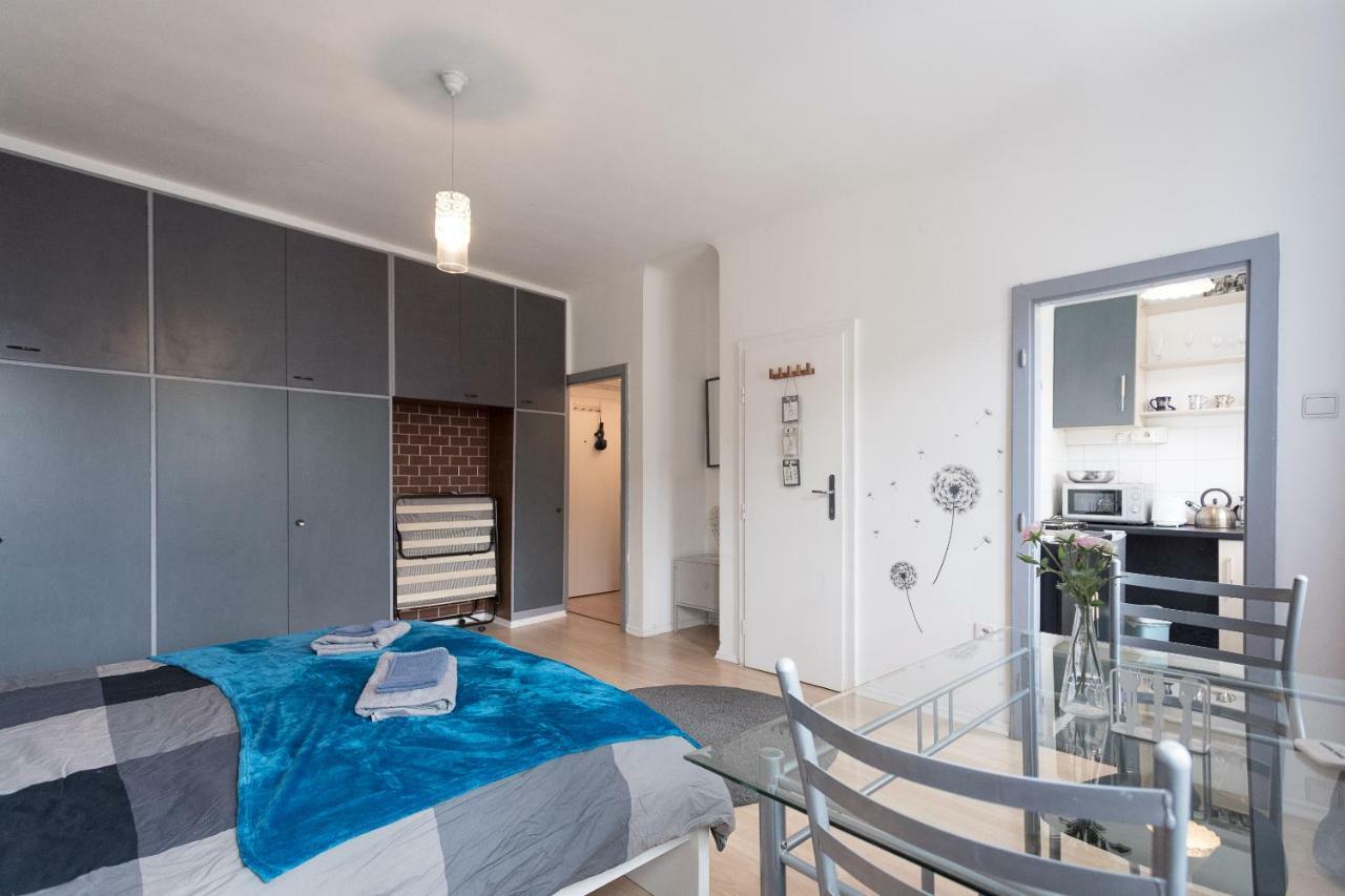 Cute Red Star Studio City Center Βιέννη Εξωτερικό φωτογραφία