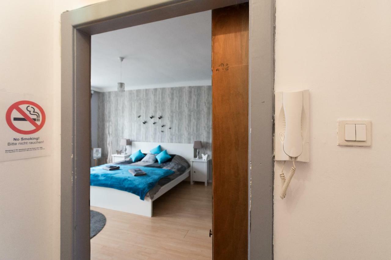 Cute Red Star Studio City Center Βιέννη Εξωτερικό φωτογραφία
